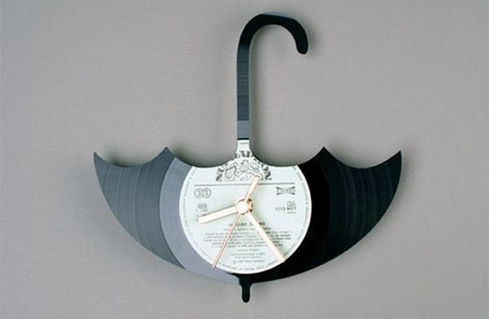 clocks made from vinyl records