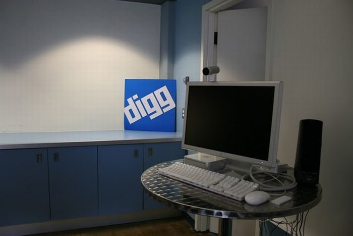 Inside the Digg office