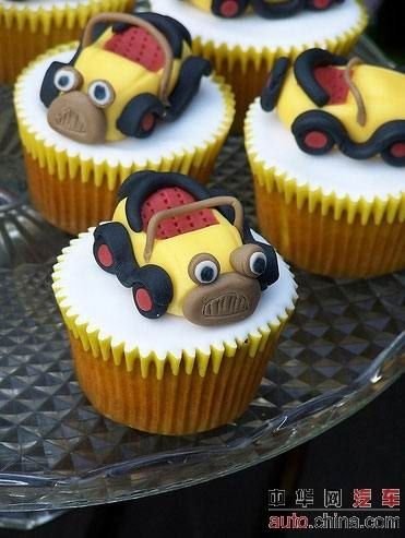 car cake decorating