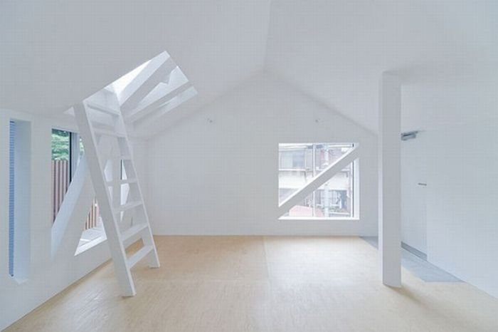 Tokyo apartment building by Iwan Baan