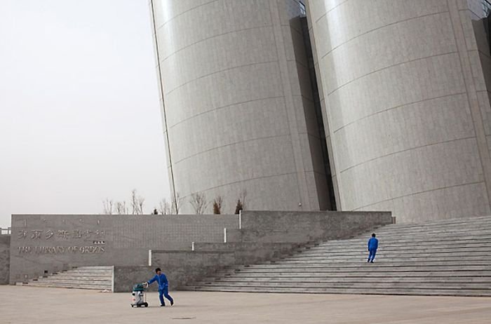 Modern ghost town, Ordos, China