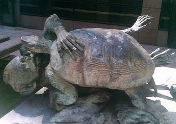 strange statues around the world