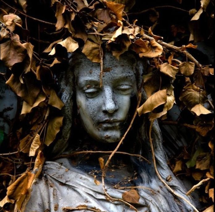 cemetery sculpture