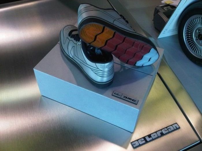 DeLorean Nike Dunk