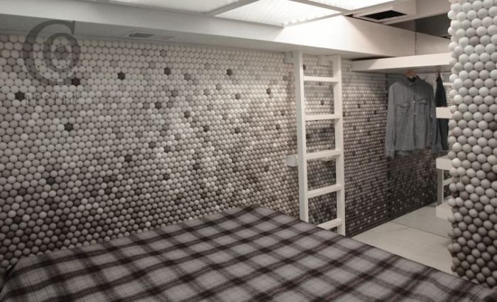 Apartment from ping-pong balls, Brooklyn, New York City, United States