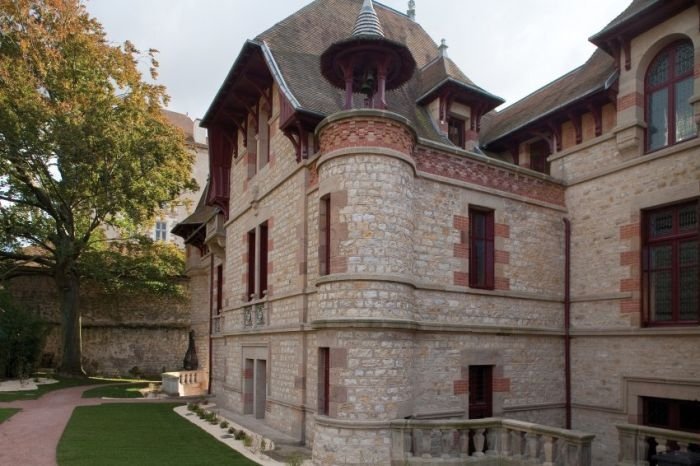 Louis Mantin mansion untouched for 100 years, Moulins, France