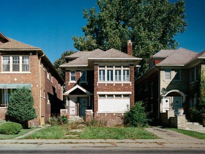 100 Abandoned Houses by Kevin Bauman, Detroit, United States