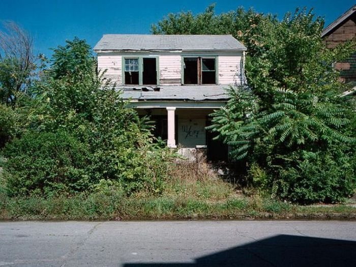 100 Abandoned Houses by Kevin Bauman, Detroit, United States