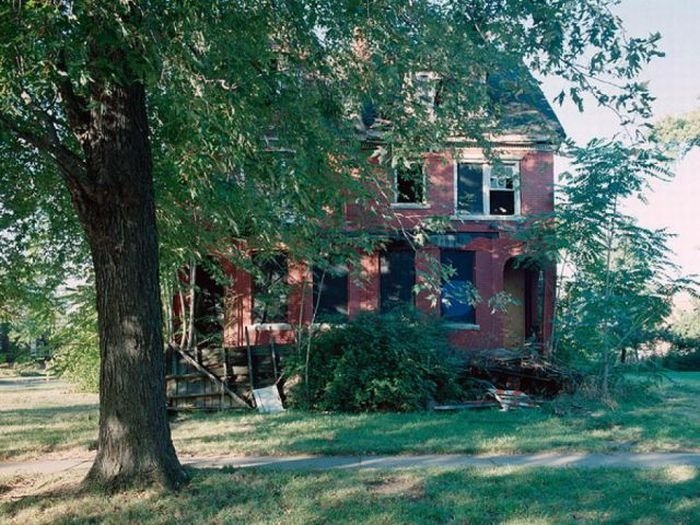 100 Abandoned Houses by Kevin Bauman, Detroit, United States