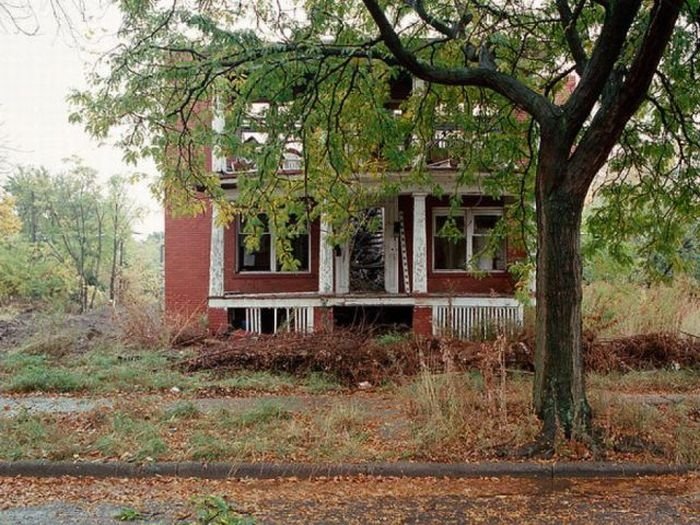 100 Abandoned Houses by Kevin Bauman, Detroit, United States