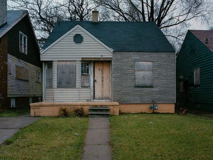 100 Abandoned Houses by Kevin Bauman, Detroit, United States