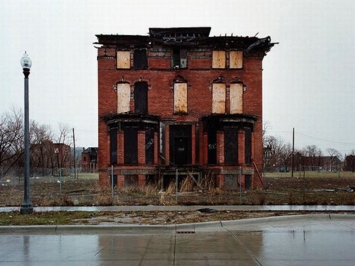 100 Abandoned Houses by Kevin Bauman, Detroit, United States