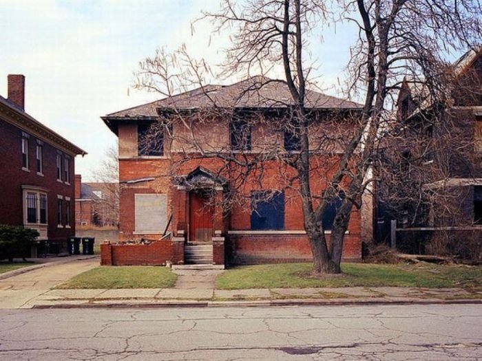 100 Abandoned Houses by Kevin Bauman, Detroit, United States