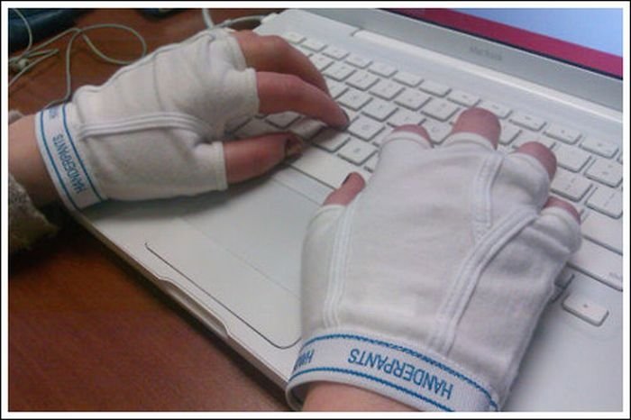 handerpants, fingerless gloves