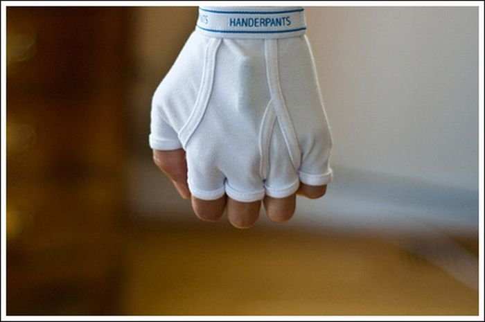 handerpants, fingerless gloves