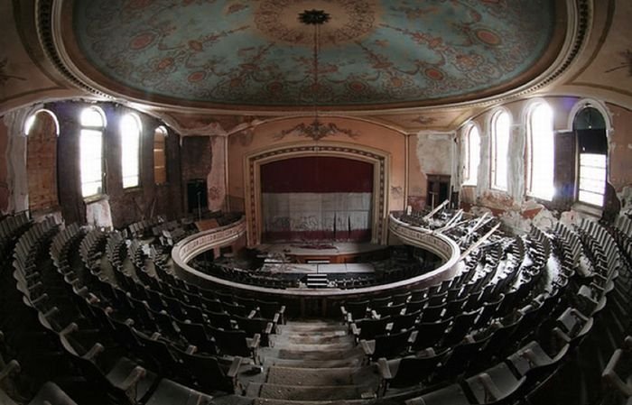 Abandoned theater, United States