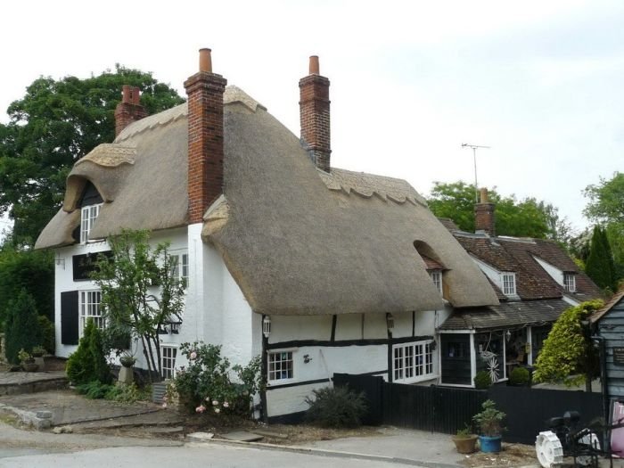 House with a beautiful thatch roof, England, United Kingdom