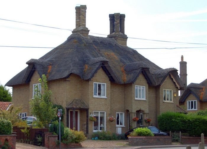 House with a beautiful thatch roof, England, United Kingdom