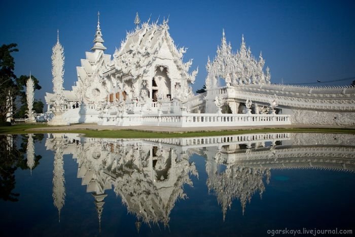 Wat Rong Khu, white temple, Chiang Rai, Thailand