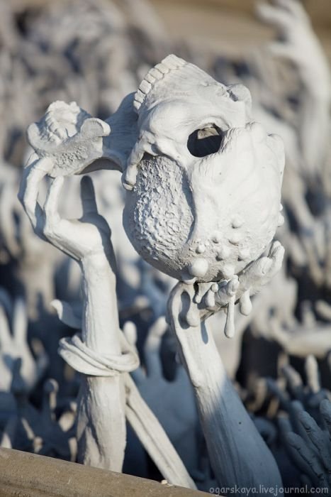 Wat Rong Khu, white temple, Chiang Rai, Thailand