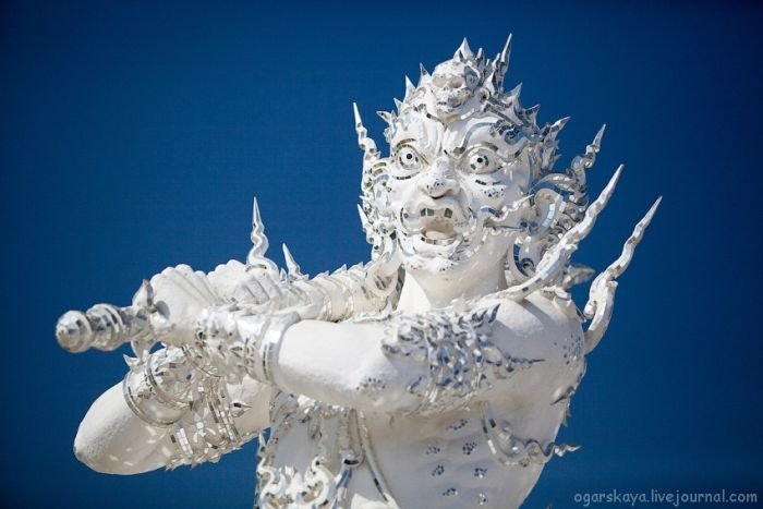 Wat Rong Khu, white temple, Chiang Rai, Thailand