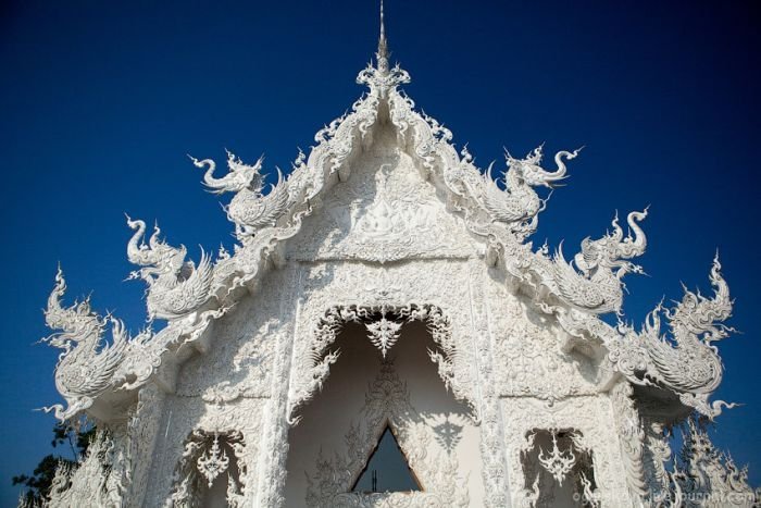 Wat Rong Khu, white temple, Chiang Rai, Thailand