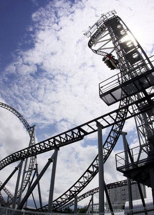 Takabisha roller coaster, Fujiyoshida, Yamanashi, Japan