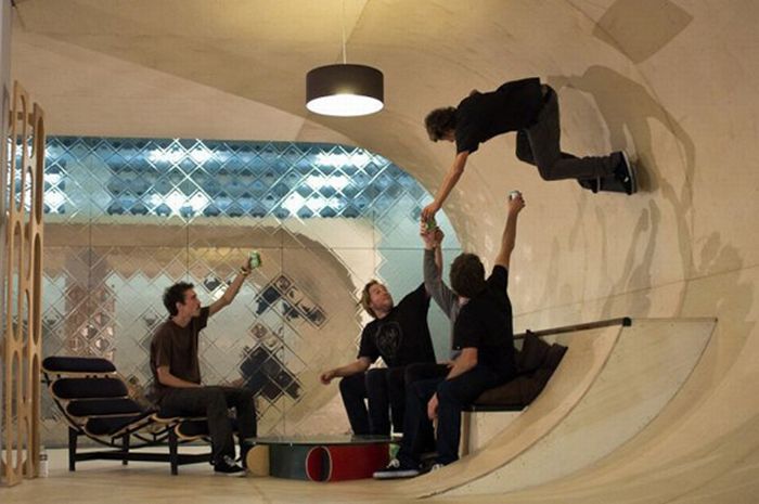 skateboarding room