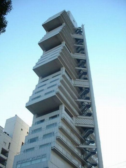 unusual buildings around the world