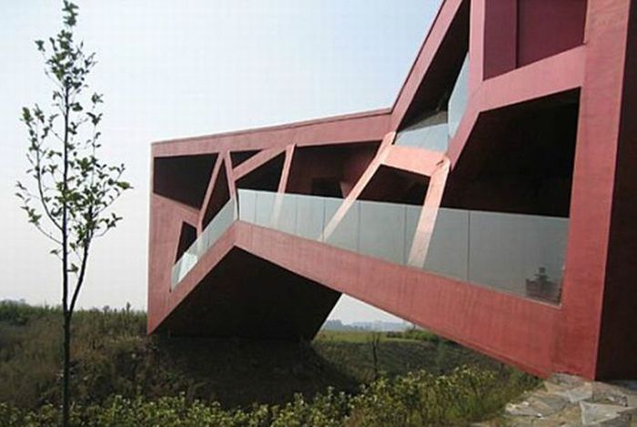 unusual buildings around the world