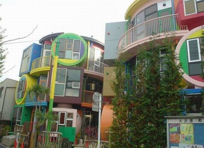 unusual buildings around the world