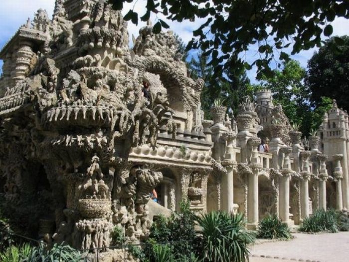 Le Palais Idéal by Ferdinand Cheval