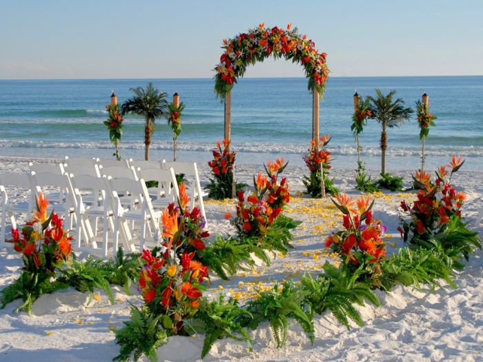 beach wedding decoration