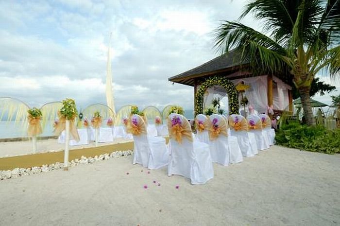 beach wedding decoration