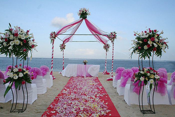 beach wedding decoration