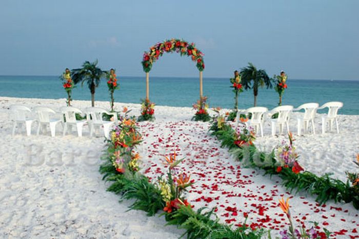 beach wedding decoration