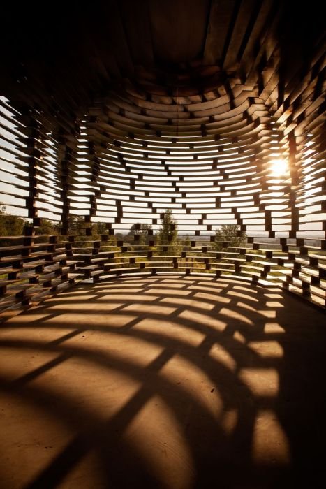Reading between the Lines project by Gijs Van Vaerenbergh