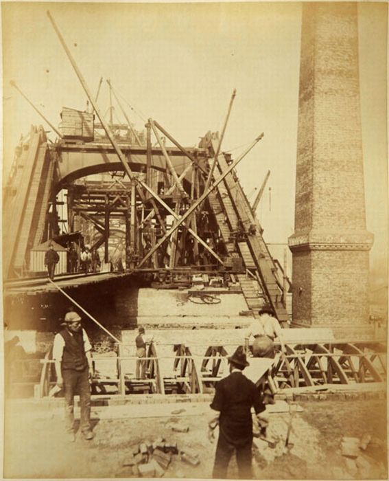 History: Construction of Tower Bridge, 1886-1894, London, England, United Kingdom