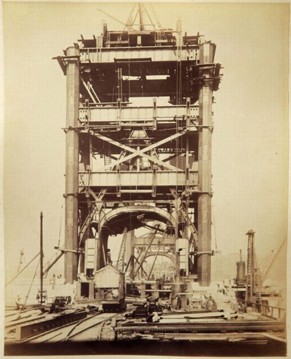 History: Construction of Tower Bridge, 1886-1894, London, England, United Kingdom