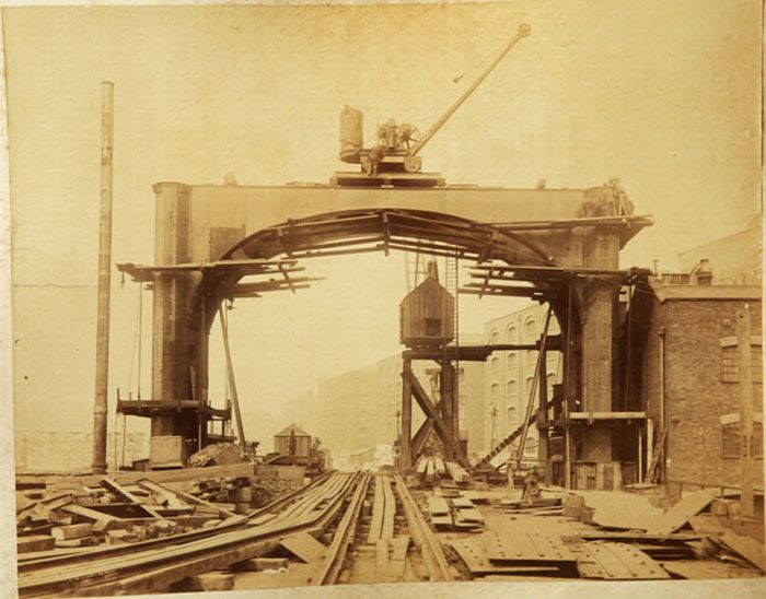 History: Construction of Tower Bridge, 1886-1894, London, England, United Kingdom