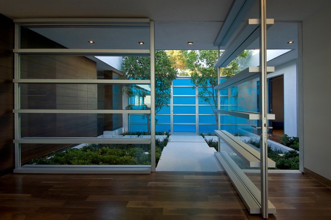 The Hopen Place by Whipple Russell Architects, Hollywood Hills, Los Angeles, California, United States
