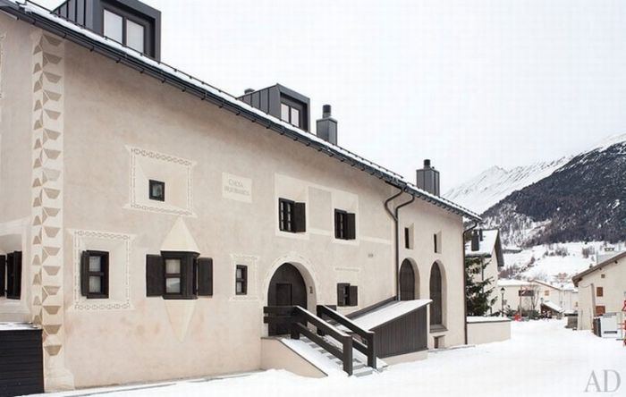 House of Giorgio Armani's, Switzerland