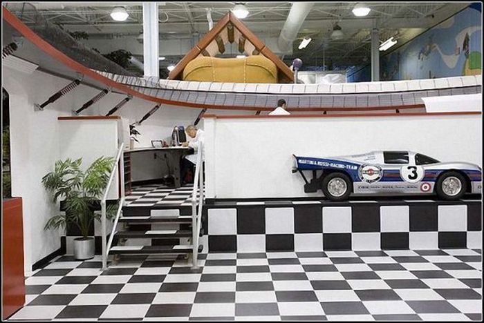 creative workplace environment