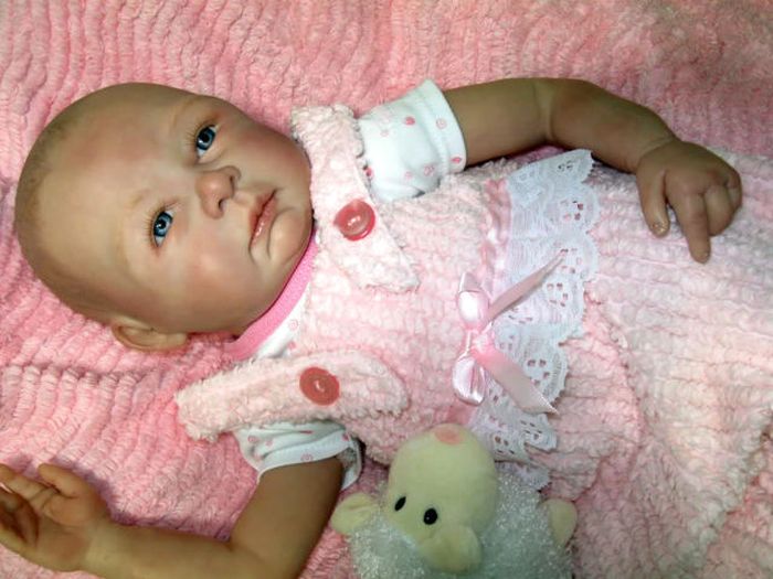 realistic reborn baby doll