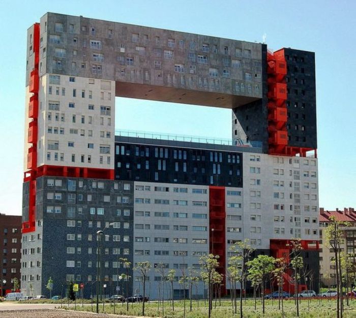 unusual buildings around the world