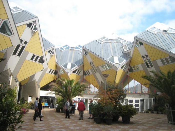 unusual buildings around the world