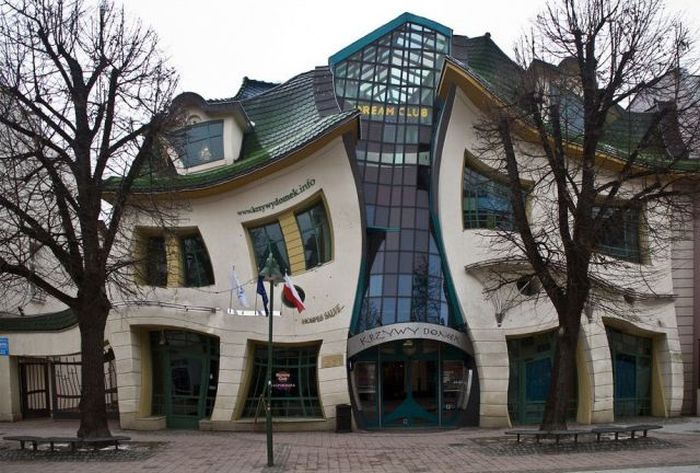 unusual buildings around the world