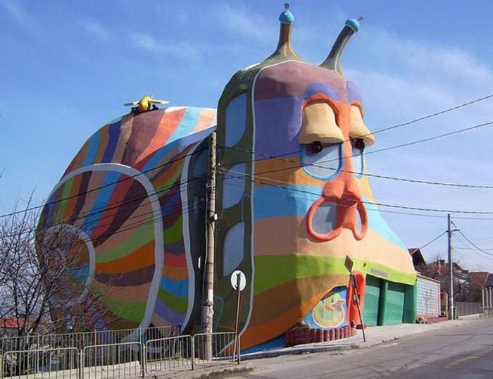 unusual buildings around the world