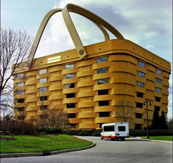 unusual buildings around the world