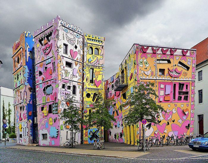 Happy Rizzi House by James Rizzi